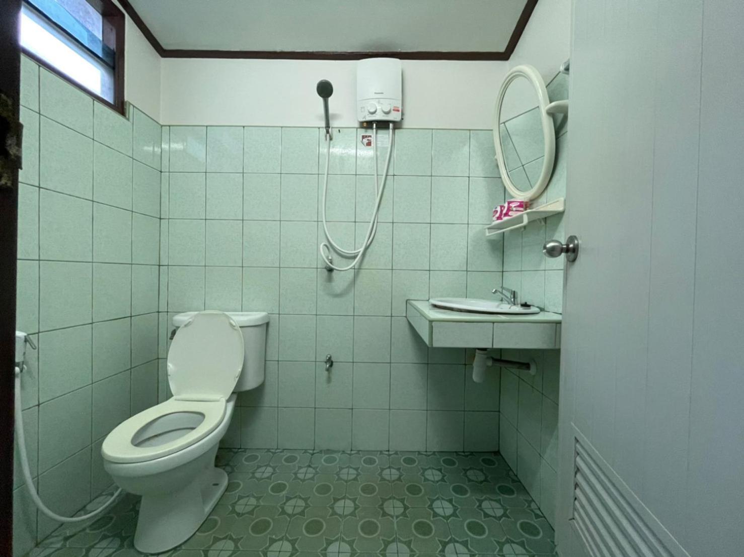 Lanta Arrow House Hotel Ko Lanta Buitenkant foto