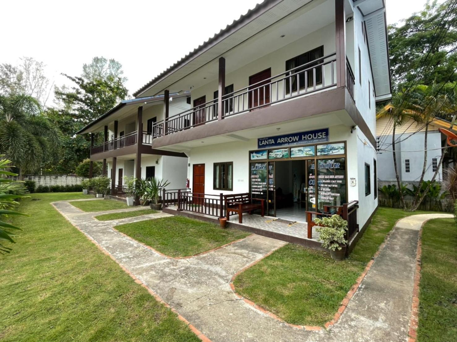 Lanta Arrow House Hotel Ko Lanta Buitenkant foto