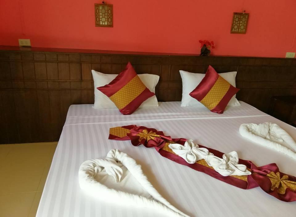 Lanta Arrow House Hotel Ko Lanta Buitenkant foto